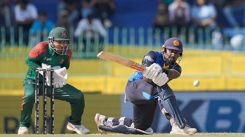 Sri Lanka Vs Bangladesh LIVE Score, 3rd ODI