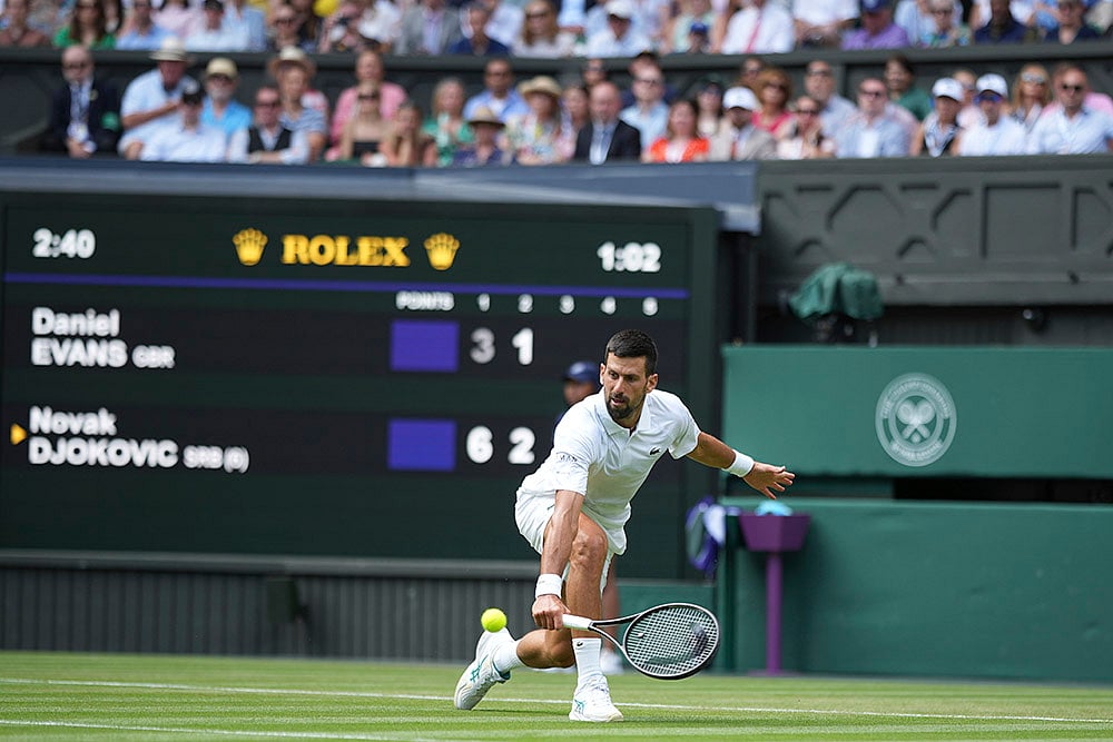 Wimbledon Tennis Championship 2025 mens singles 2nd round Novak Djokovic vs Daniel Evans photos_4