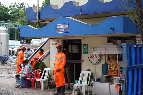 NDRF personnel are carrying out the rescue operations.