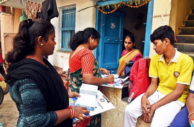 Govt Notifies 33 Questions for First Phase of Census 2027 - PTI
