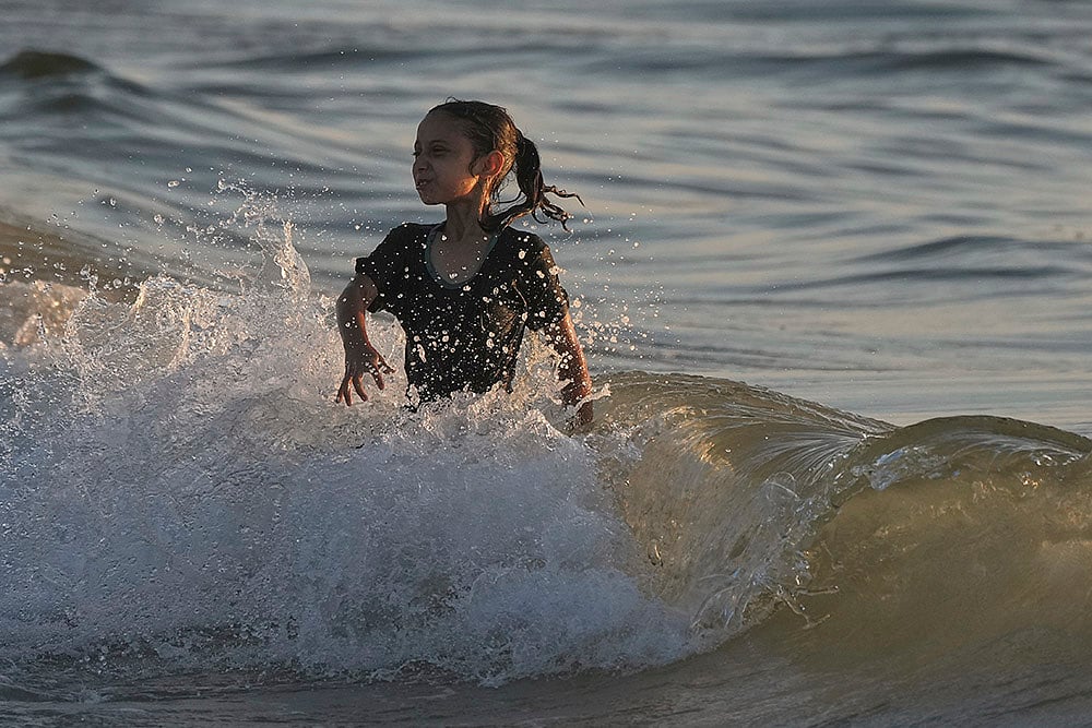 Mideast Wars Gaza Heat Wave, Gaza heatwave alert