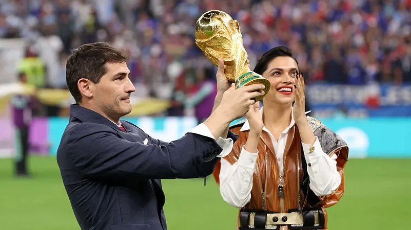 Deepika Padukone at FIFA inaugral ceremony (2022)