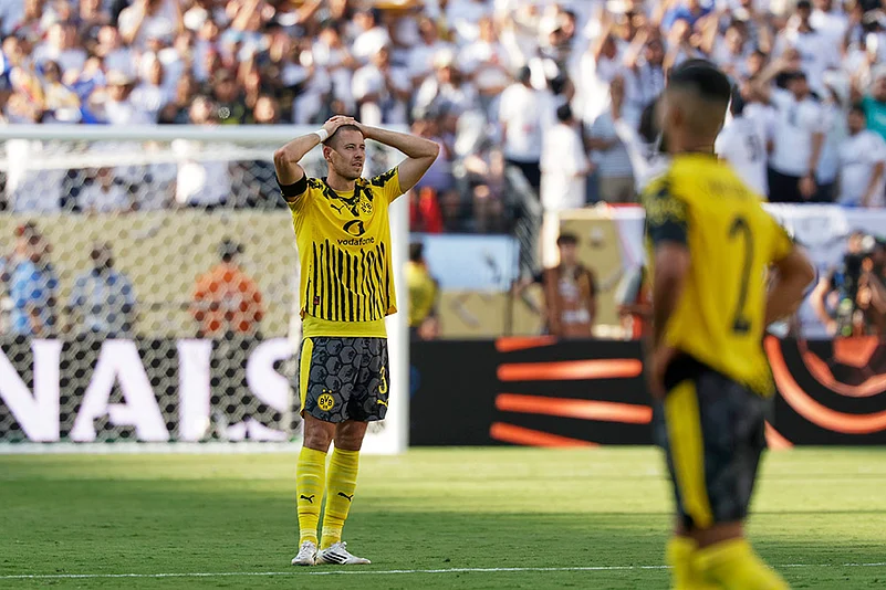 FIFA CWC 2025 Quarter-Final soccer match Real Madrid vs Borussia Dortmund_ Waldemar Anton