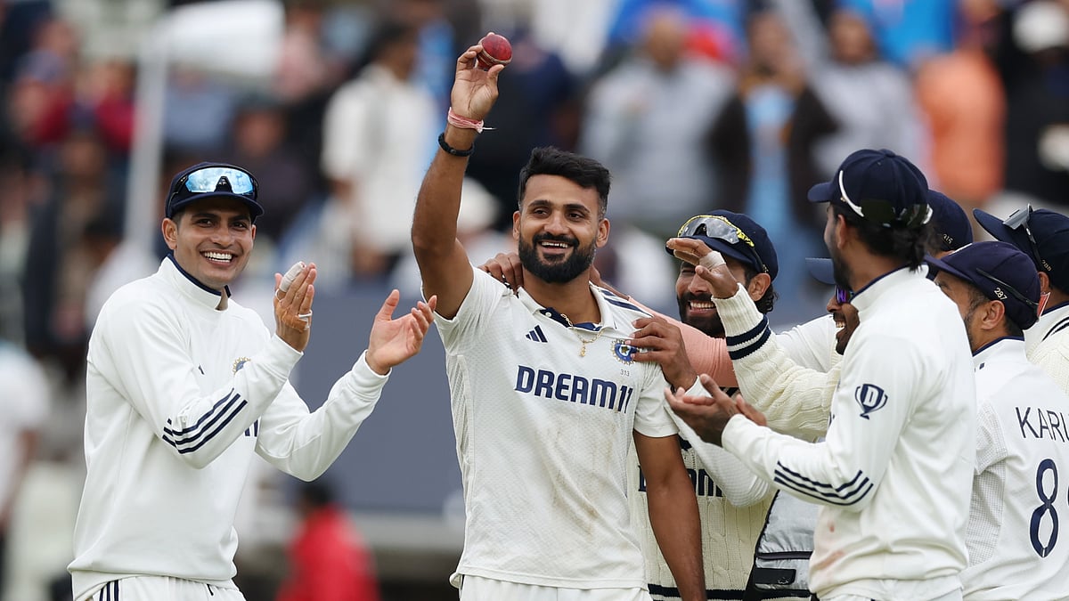 Indias Akash Deep