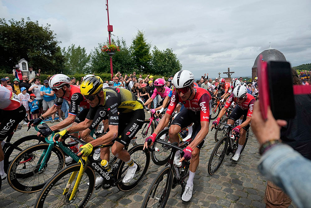 Tour de France cycling race 2025 First stage photos_5