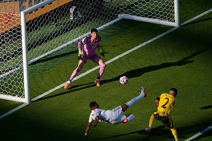 FIFA CWC 2025 Quarter-Final soccer match Real Madrid vs Borussia Dortmund_ Kylian Mbappe