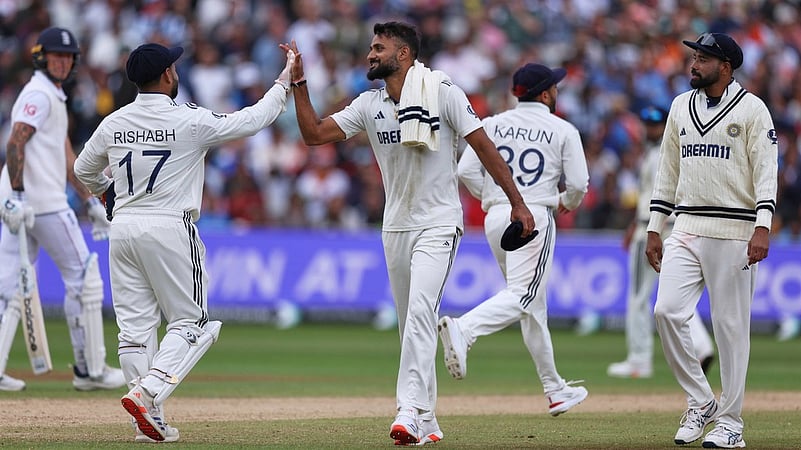 IND Vs ENG Live Score 2nd Test Day 5 akash deep