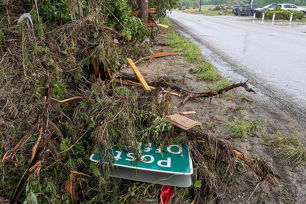 Texas Floods Extreme Weather_flooding along the Guadalupe River 
