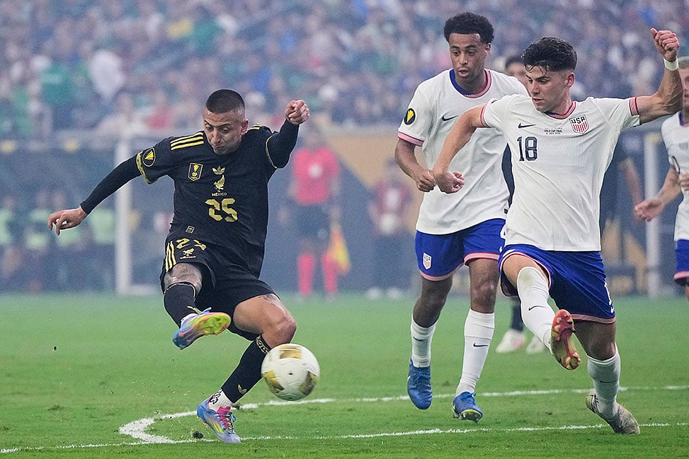 CONCACAF Gold Cup Final 2025 United States vs Mexico Soccer match  in Houston: Roberto Alvarado