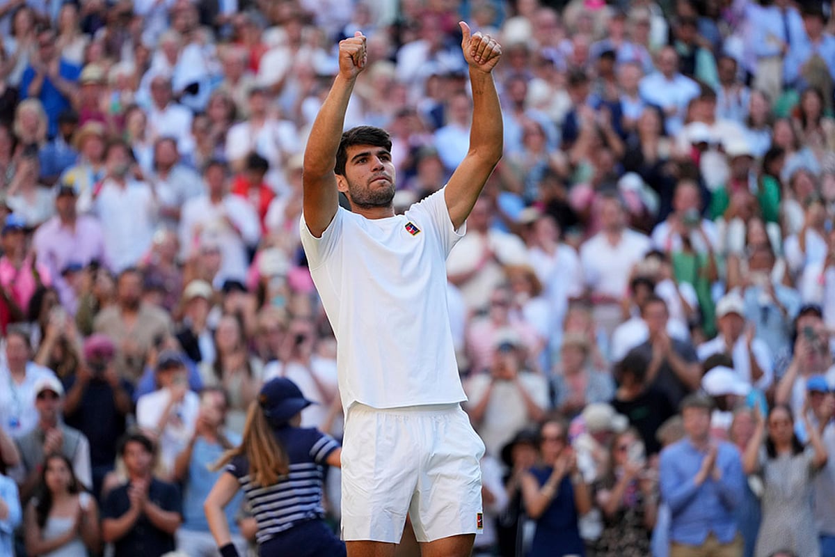 Britain tennis Wimbledon 2025 quarterfinal match Carlos Alcaraz Vs Cameron Norrie in London_4