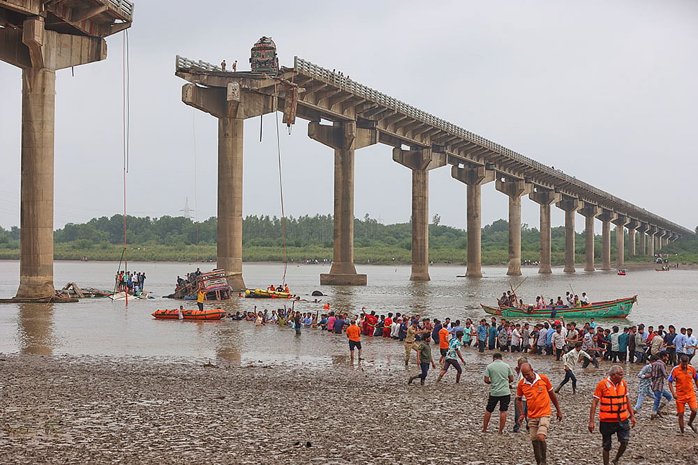 Gambhira Bridge Collapse