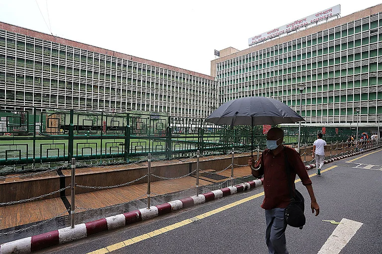 AIIMS Delhi - | Photo: Suresh K Pandey
