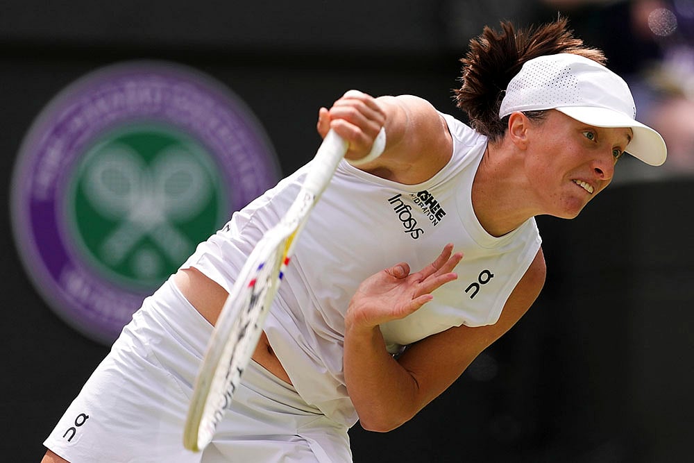 Wimbledon Tennis 2025 Quarter-Final Iga Swiatek vs Liudmila Samsonova photos_7