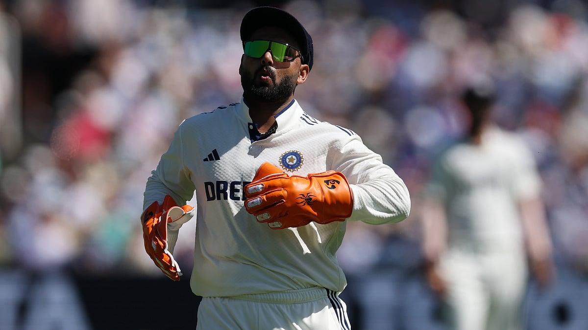 India Vs England 3rd Test: Rishabh Pant in pain after getting injured during wicketkeeping - | Photo: X/BCCI
