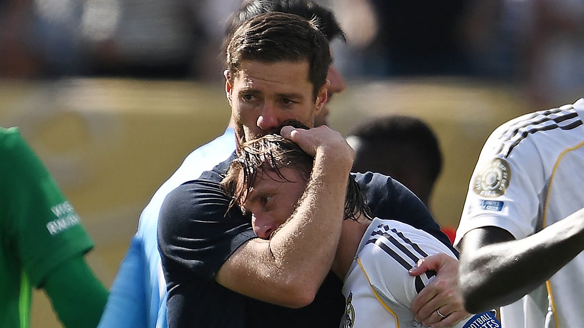 Luka Modric and Xabi Alonso after the PSG vs Real Madrid, FIFA Club World Cup 2025 match. - File