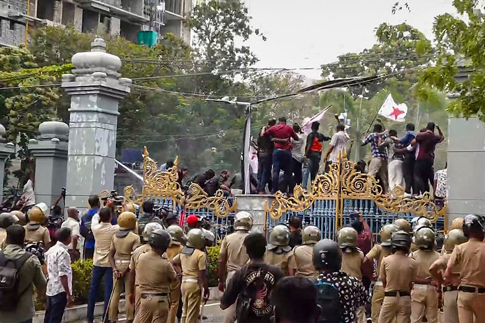 DYFIs protest in Kerala