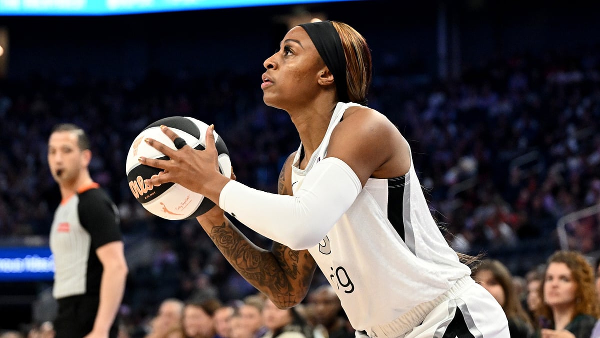 Tiffany Mitchell joins the Seattle Storm