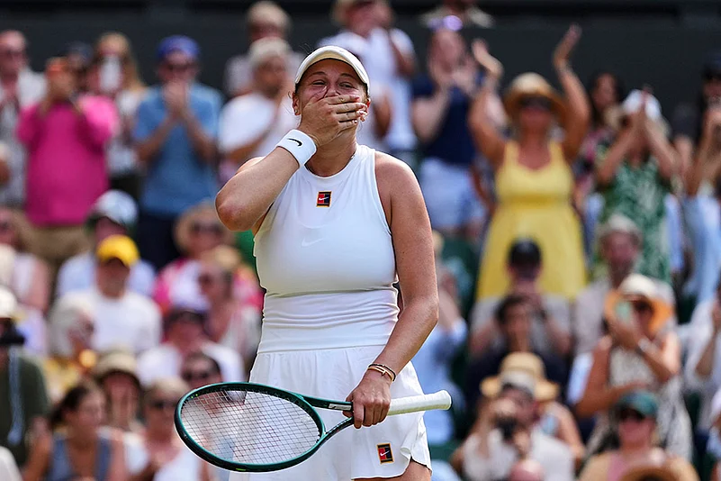 Aryna Sabalenka vs Amanda Anisimova WTA Wimbledon 2025 Semi-Final Photos_3