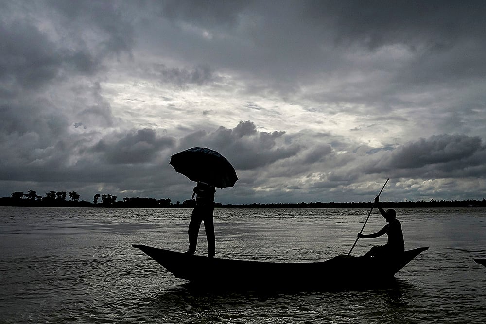 Weather: Overcast in Nadia