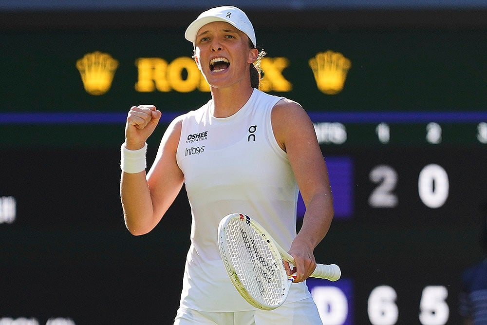 Iga Swiatek Vs Belinda Bencic WTA Wimbledon 2025 Semi-Final Photos_3