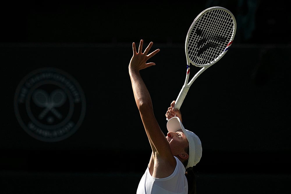 Iga Swiatek Vs Belinda Bencic WTA Wimbledon 2025 Semi-Final Photos_6