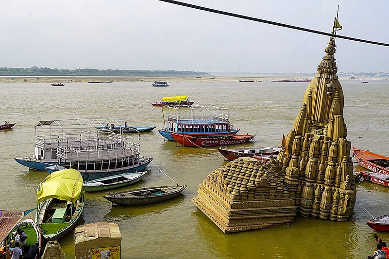 India Monsoon rains, Water levels rise in Ganga and Yamuna