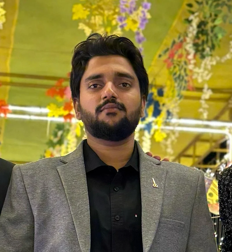 Aman Dwivedi (CEO, McKayn Consulting)