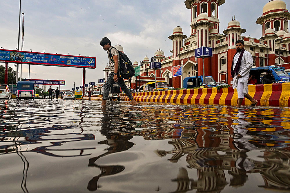 Weather: Waterlogging after rain in Lucknow