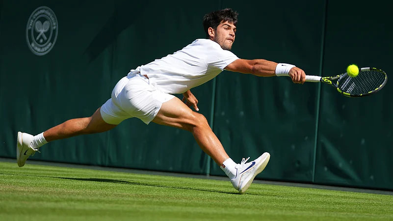 Carlos Alcaraz vs Jannik Sinner Live Score Wimbledon 2025 final