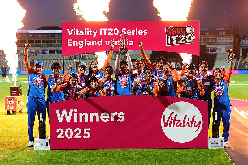 India Women vs England Women 5th T20I
