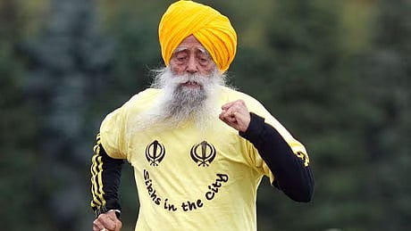 X/Jas Athwal MP : Fauja Singh started running at the age of 89.