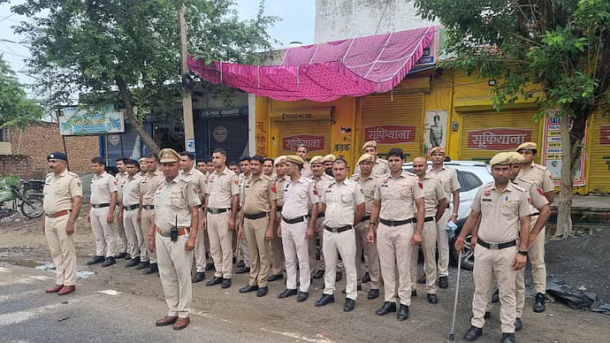 ITG/Arvind Ojha : Around 2,500 police personnel will be deployed in the area for Brij Mandal Jalabhishek Yatra 