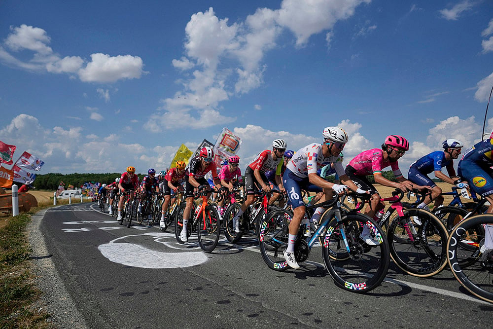 2025 Tour de France cycling race stage 9 photo_2