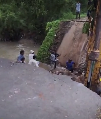 Bridge collapse in Junagadh