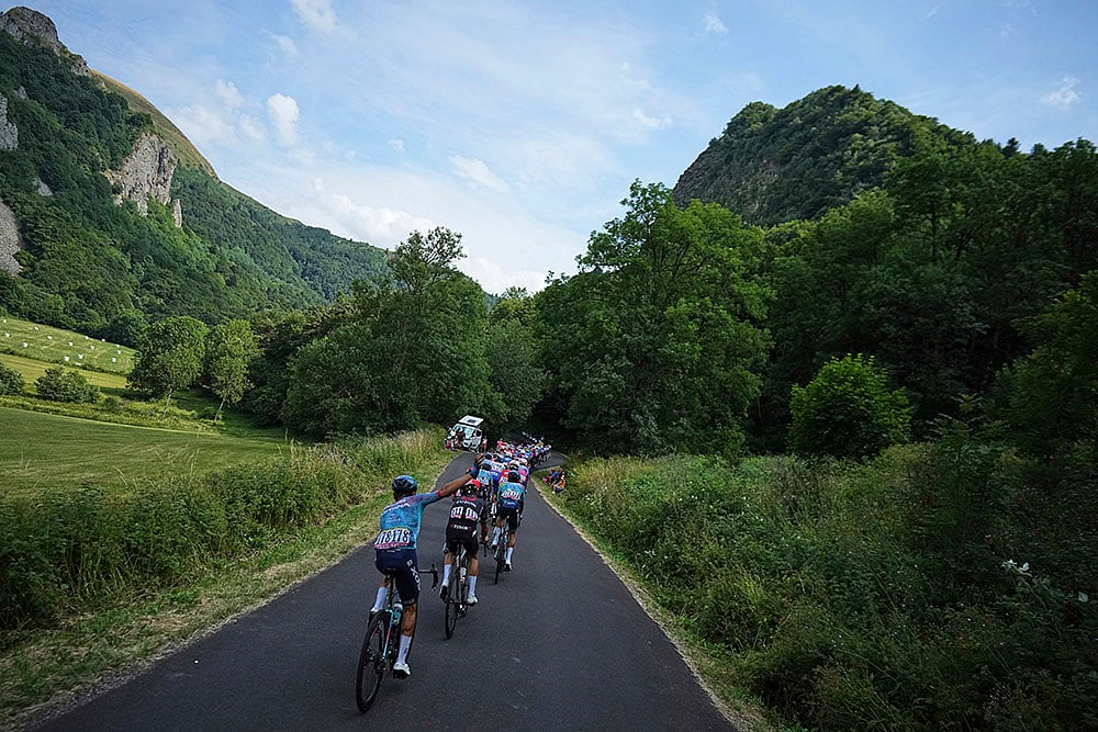 2025 Tour de France cycling race stage 10 photo_2