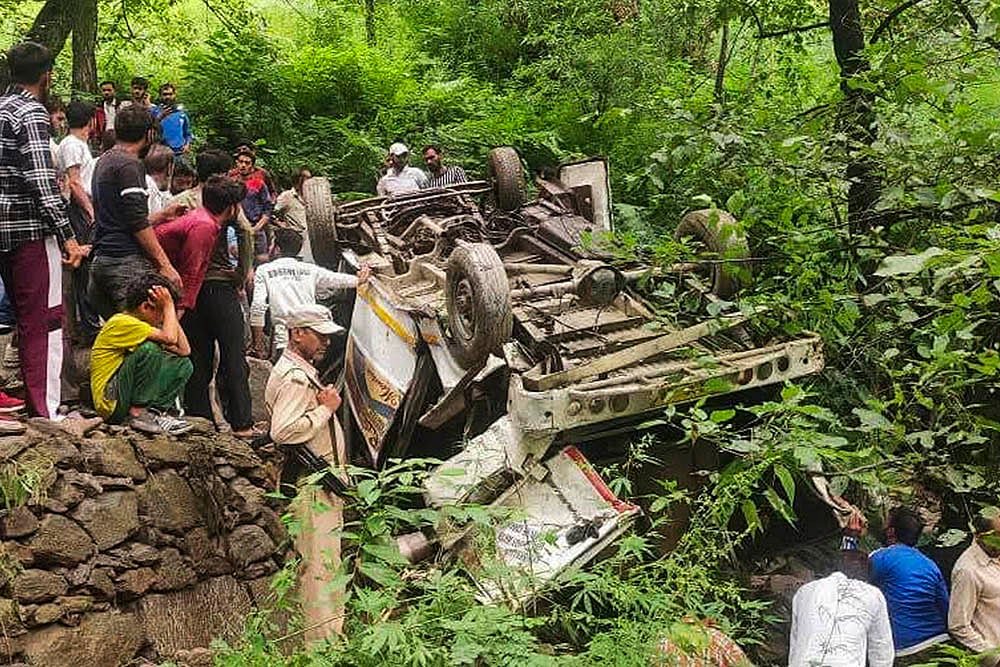 Five dead, 17 injured as passenger vehicle falls into gorge in J-Ks Doda