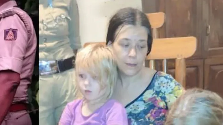 Nina Kutina and her child