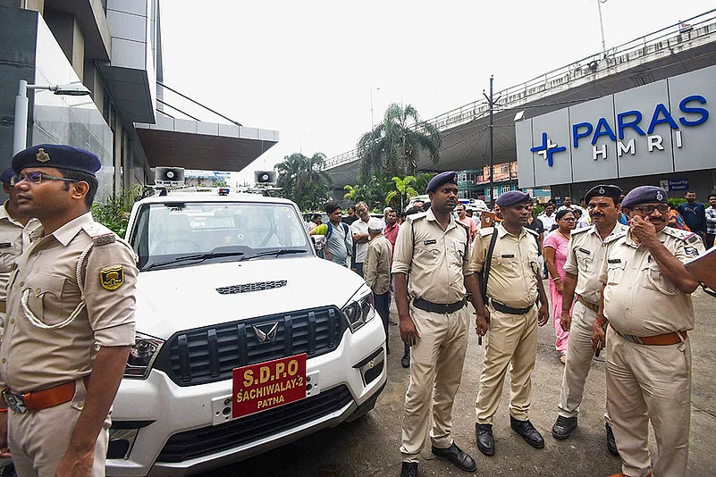 Injured prisoner shot at hospital