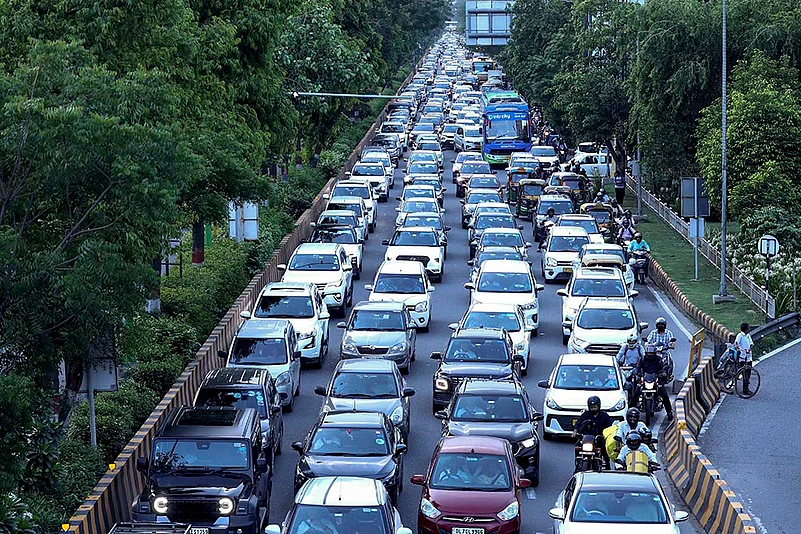 Traffic jam near DND flyway