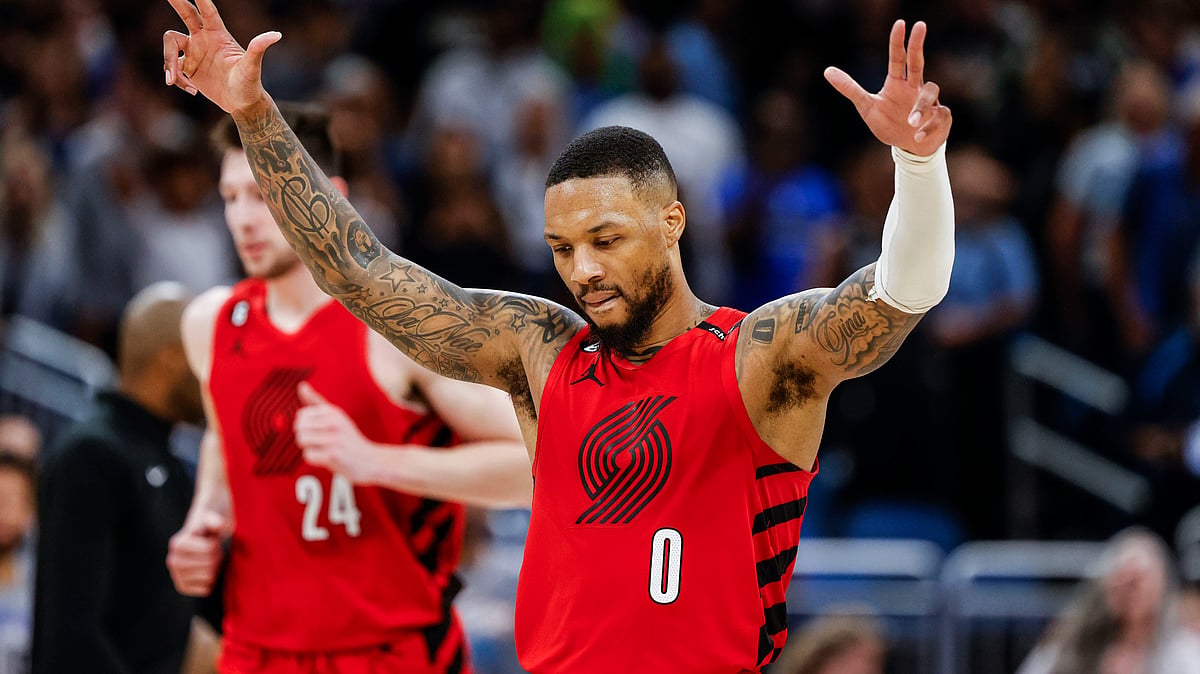 | Photo: AP/Kevin Kolczynski : Portland Trail Blazers guard Damian Lillard (0) celebrates after a shot against the Orlando Magic during the second half of an NBA basketball game, March 5, 2023, in Orlando, Fla. 