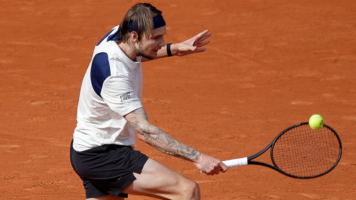 Alexander Bublik progressed into the last four at the Swiss Open Gstaad