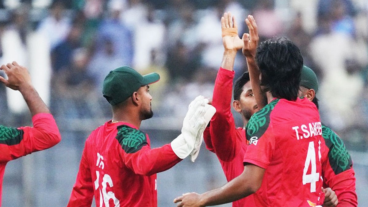 Photo: X | Bangladesh Cricket : Bangladesh vs Pakistan, 1st T20I match in Dhaka on Sunday.