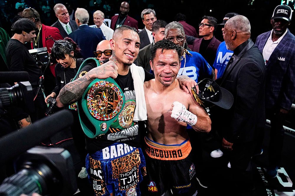 | Photo: AP/John Locher : Welterweight Title Boxing: Pacquiao Barrios Boxing