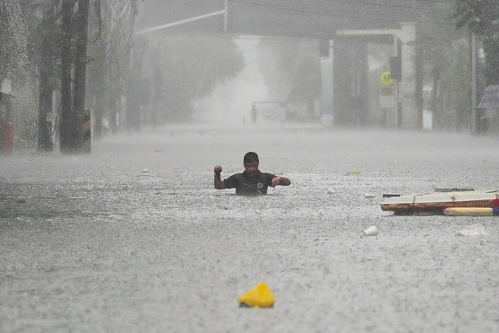 Philippines Asia Storm; Floods after Tropical storm Wipha in Quezon city_Rain in Quezon city 