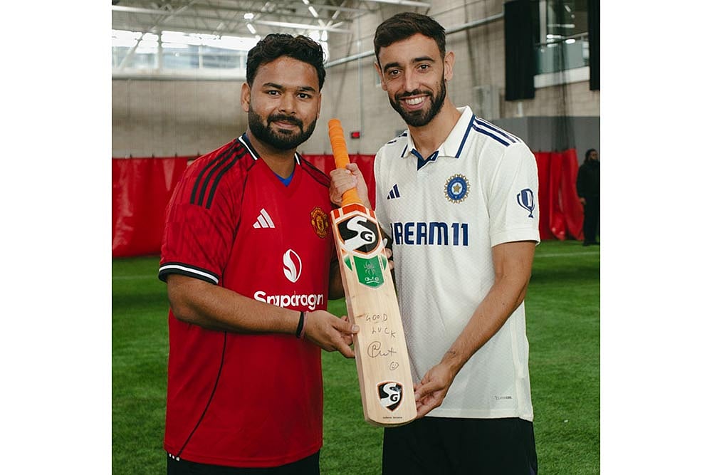Manchester United vs India Cricket team Collab: Rishabh Pant and Bruno Fernandes