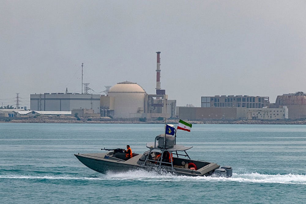 IRGC Marine Parade Commemorating Persian Gulf National Day - Photo: Getty Images