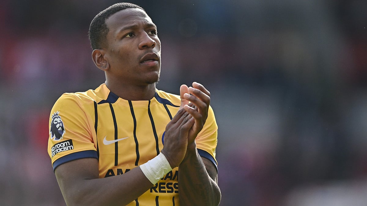File : Pervis Estupinan in action for Brighton and Hove Albion.