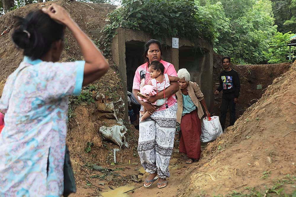 Photo: AP/Sunny Chittawil : Thai-Cambodia border conflict