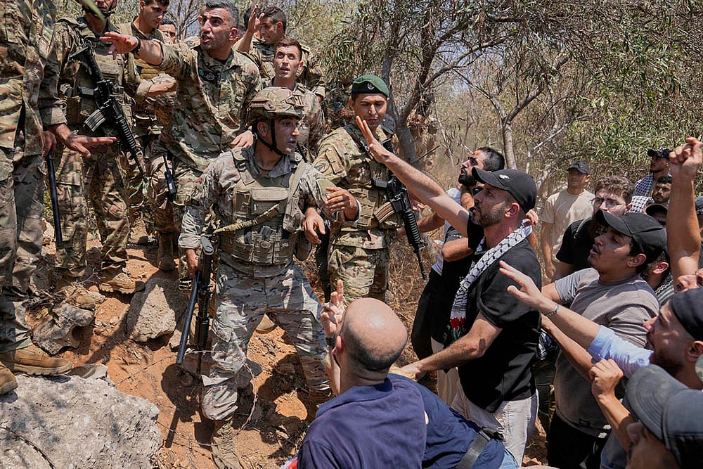 Lebanon Palestinians Clashes outside Egyptian embassy in Beirut: Stop the Starvation in Gaza 9