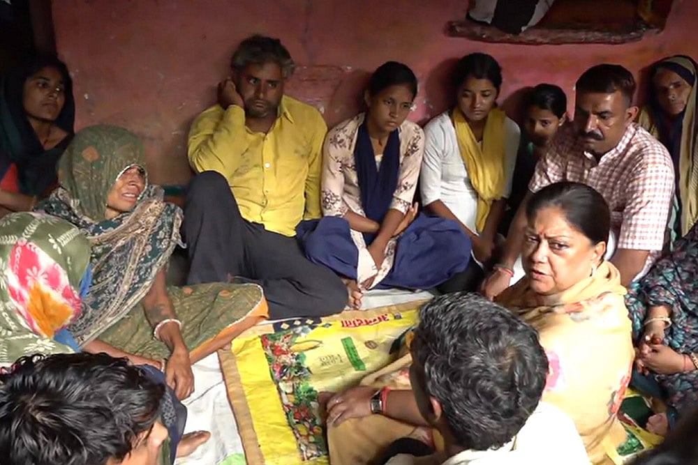 Rajasthan building collapse, Vasundhara Raje 